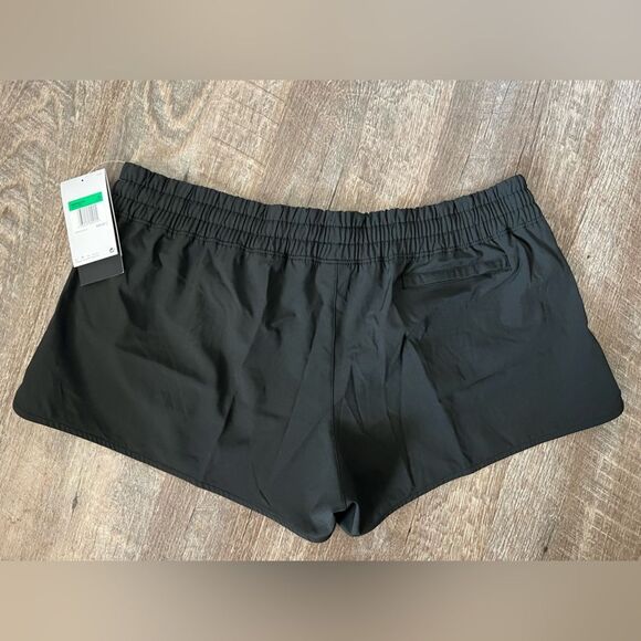 Nike Swim Breaker Essential Women's Volley Cover-Up Short-Size XL - Picture 2 of 8